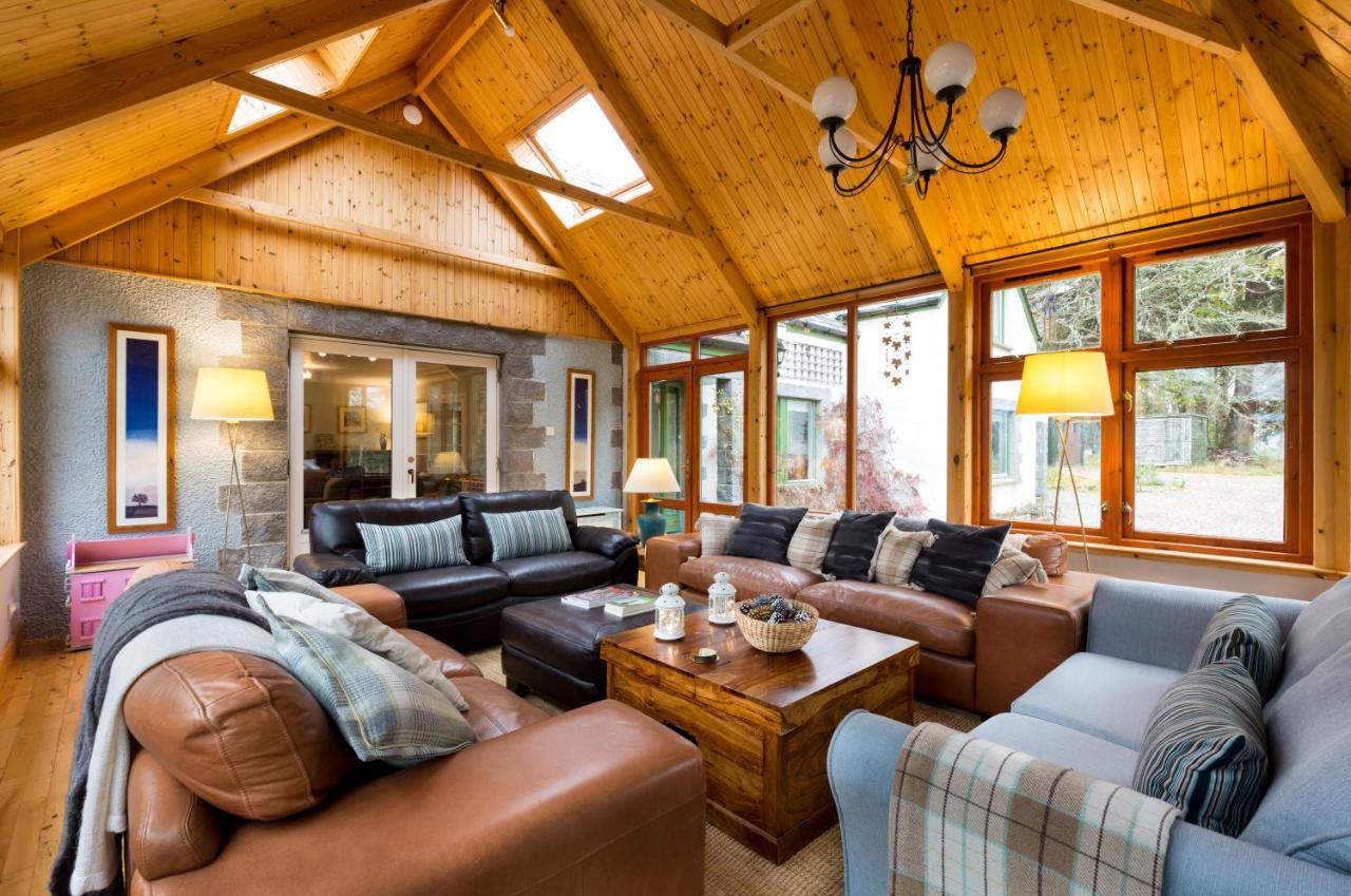 Glentruim Homestay B&B And Glamping Pods Newtonmore Exterior photo